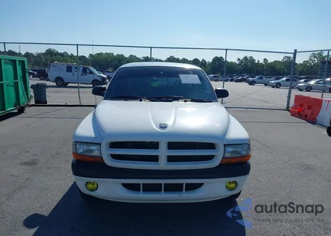 2000 Dodge Dakota Slt/Sport from USA, damaged, VIN 1B7GL22X8YS720609